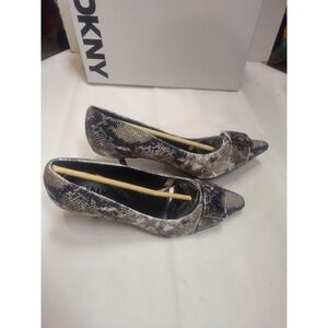 DKNY Womens Rhinestone Snakeskin Print Buckle Pointed Toe Kitten Heel Pumps.